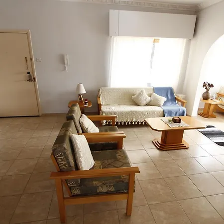 Sea View 2 Bedroom , City Centre * Λεμεσός