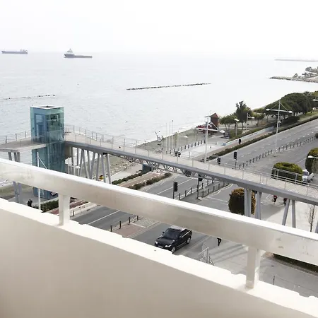 Sea View 2 Bedroom , City Centre Διαμέρισμα